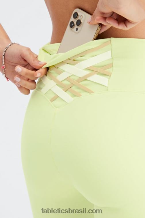 Fabletics creme de limão/multi 420HR414 boost powerhold cintura alta 6'' short mulheres