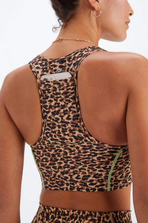 Fabletics cheetah ondulado/iluminador 420HR1748 sutiã esportivo de médio impacto em movimento 113 mulheres