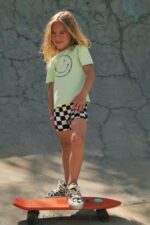 Fabletics aloés/preto 420HR2026 camiseta vintage manga curta mini aliah mulheres - Image 2