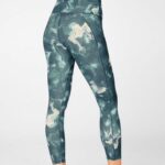 Fabletics baía enevoada/branco clássico 420HR709 define powerhold cintura alta 7/8 legging 33 mulheres