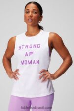 Fabletics clássico branco/gráfico 420HR2168 tanque muscular do dia internacional mulheres