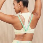 Fabletics garça/multi 420HR1795 boost sutiã esportivo de médio impacto 122 mulheres