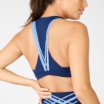 Fabletics marinha/marina 420HR1809 boost sutiã esportivo de médio impacto 125 mulheres