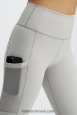 Fabletics marinho profundo/multi spraydiente 420HR756 legging cintura alta powerhold on-the-go 42 mulheres - Image 3