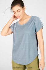 Fabletics nuvem de chuva 420HR2094 camiseta ecológica mulheres