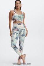 Fabletics paisagem onírica/nuvem de chuva 420HR1867 sutiã esportivo reversível de impacto médio harlow mulheres - Image 6