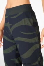 Fabletics pelúcia rosa/preto 420HR215 jogger jacquard joelle mulheres - Image 2