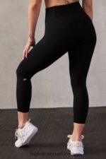 Fabletics preto 420HR1222 trinity motion365 capri cintura alta mulheres