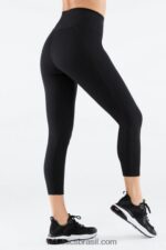 Fabletics preto 420HR986 define powerhold capri cintura alta mulheres