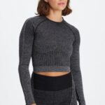 Fabletics preto/cinza mineral 420HR2641 top manga longa sem costura ombre mulheres