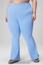 Fabletics preto/prata reflexivo 420HR45 flare cruzado cintura alta mulheres
