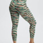 Fabletics rosa suave/branco clássico 420HR700 define powerhold cintura alta 7/8 legging 31 mulheres