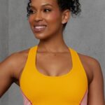 Fabletics sol da tarde/creme de manteiga rosa 420HR1738 sutiã esportivo de médio impacto em movimento 111 mulheres