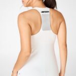 Fabletics tundra 420HR2368 tanque embutido em movimento mulheres