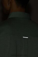 Fabletics urze neo-oliva 420HR3538 o botão de manga curta traço para cima homens - Image 4