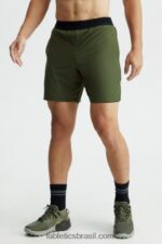 Fabletics verde oliva 420HR3346 o curto fundamental 166 homens